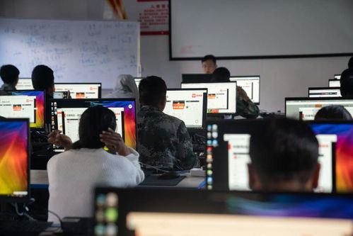 靠农起家扎根三农 拼多多荣获全国脱贫攻坚先进集体